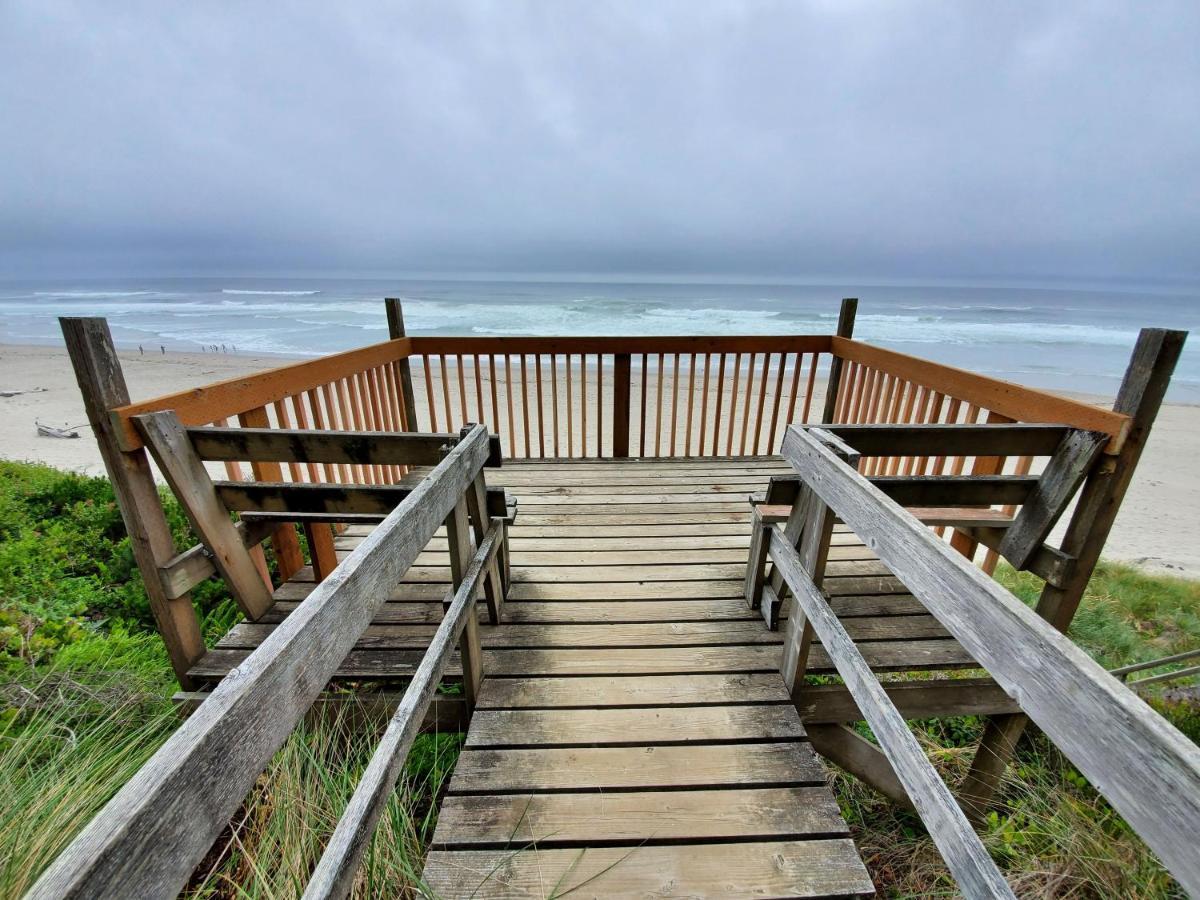Surfland Hotel Lincoln City Eksteriør bilde